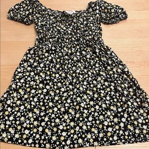 Passport Black and White Floral Mini Dress Women Size M